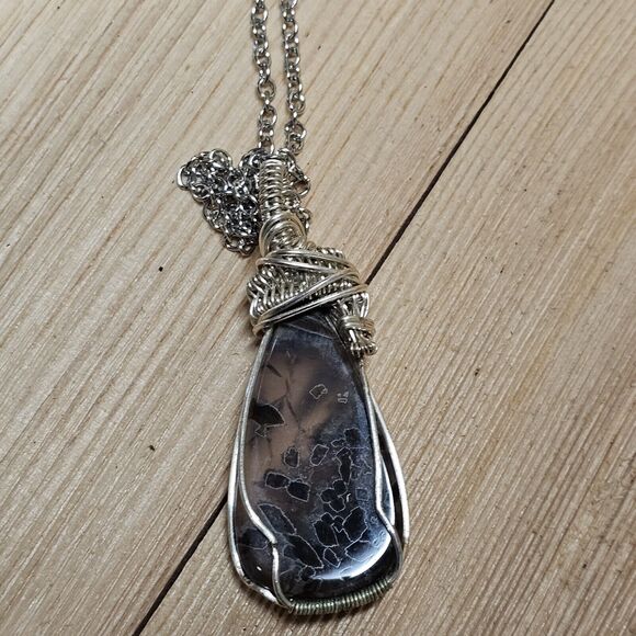 Turkish Stick Agate Necklace in Silver Handmade Pendant Gemstone Woodland Fairy - Picture 7 of 7